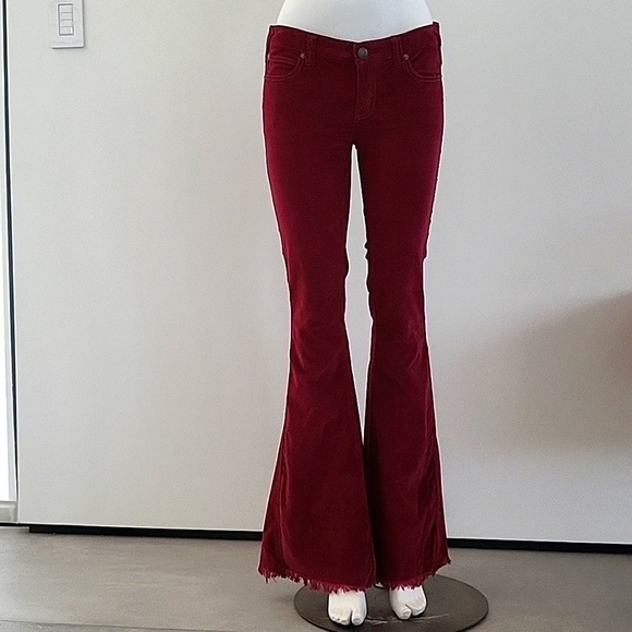 RARE! Free People 16.5" EXTREME FLARE! NWOT! Y2K Corduroy Low Rise Flared Jeans! - Picture 5 of 16